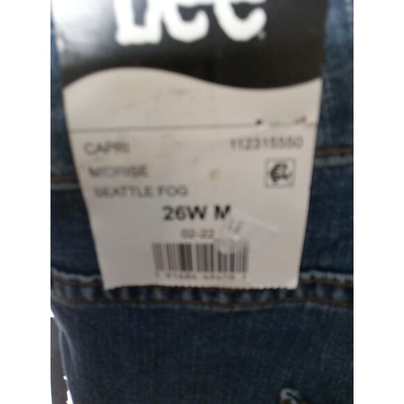 NWT Lee Women's Seattle Fog Blue Denim 26 Midrise Capri Crop Regular Fit Pants - Picture 6 of 7